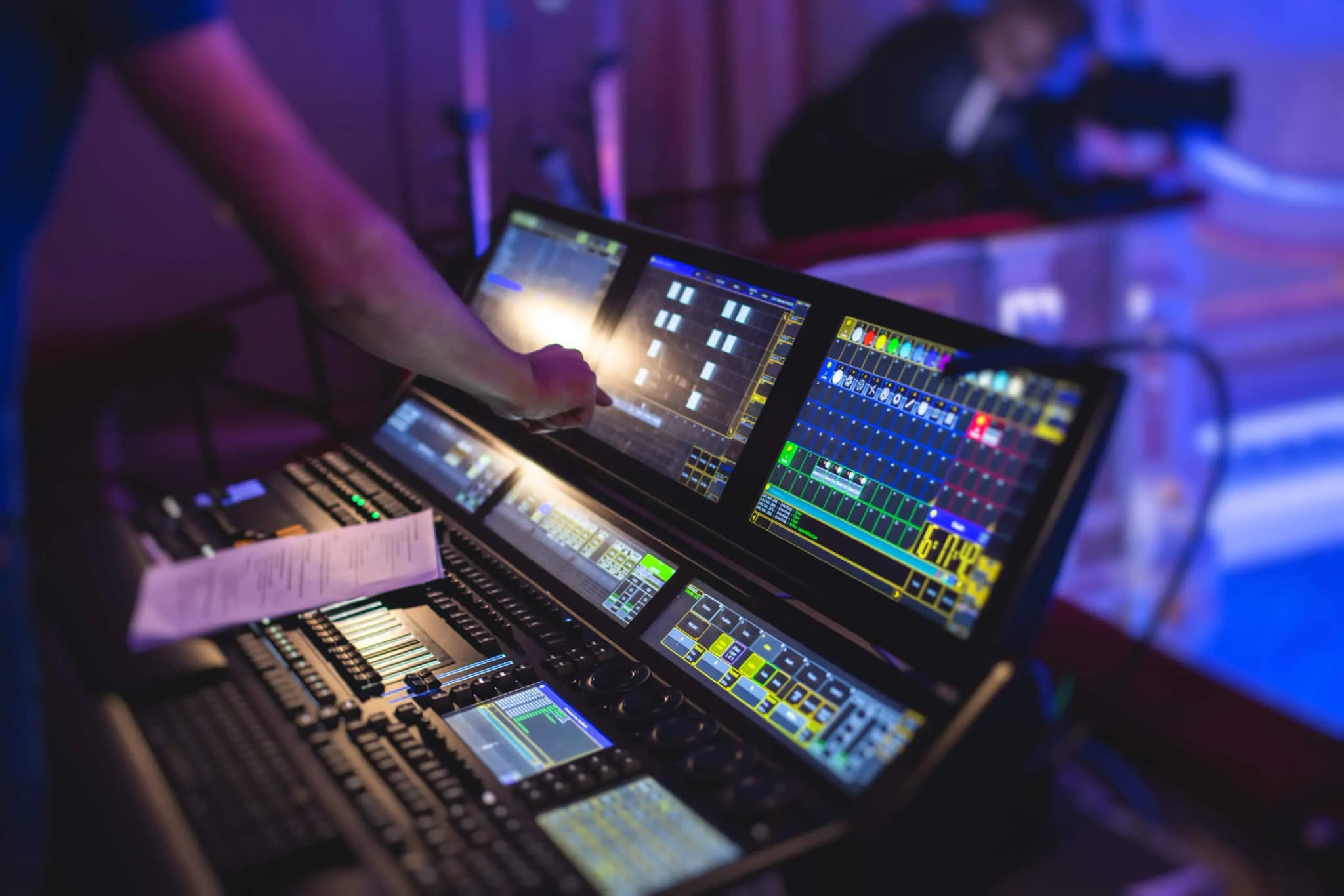 Jetzt DJ Equipment mieten – Professionelle Ausrüstung verfügbar
