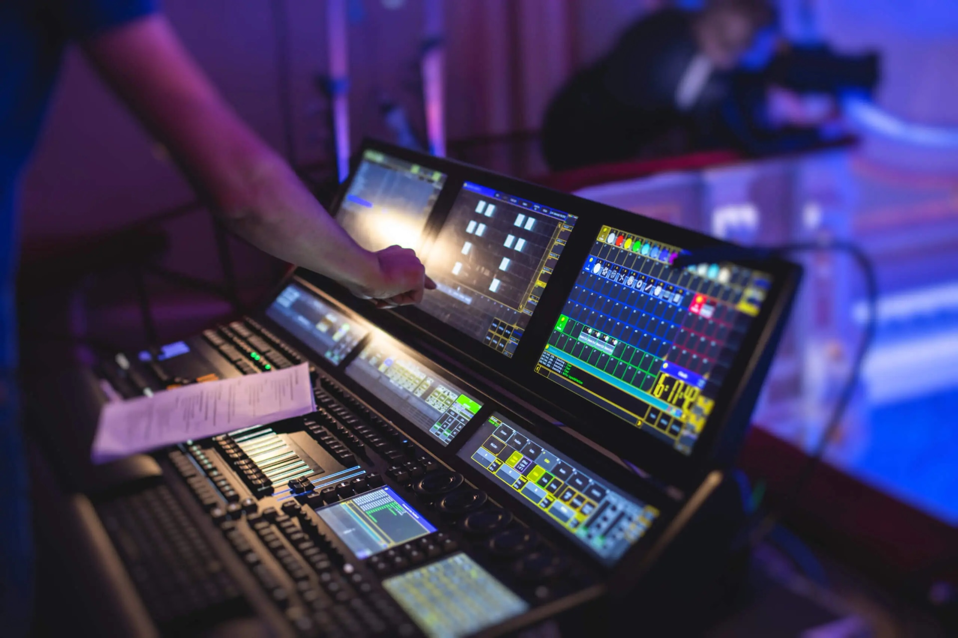 Jetzt DJ Equipment mieten – Professionelle Ausrüstung verfügbar