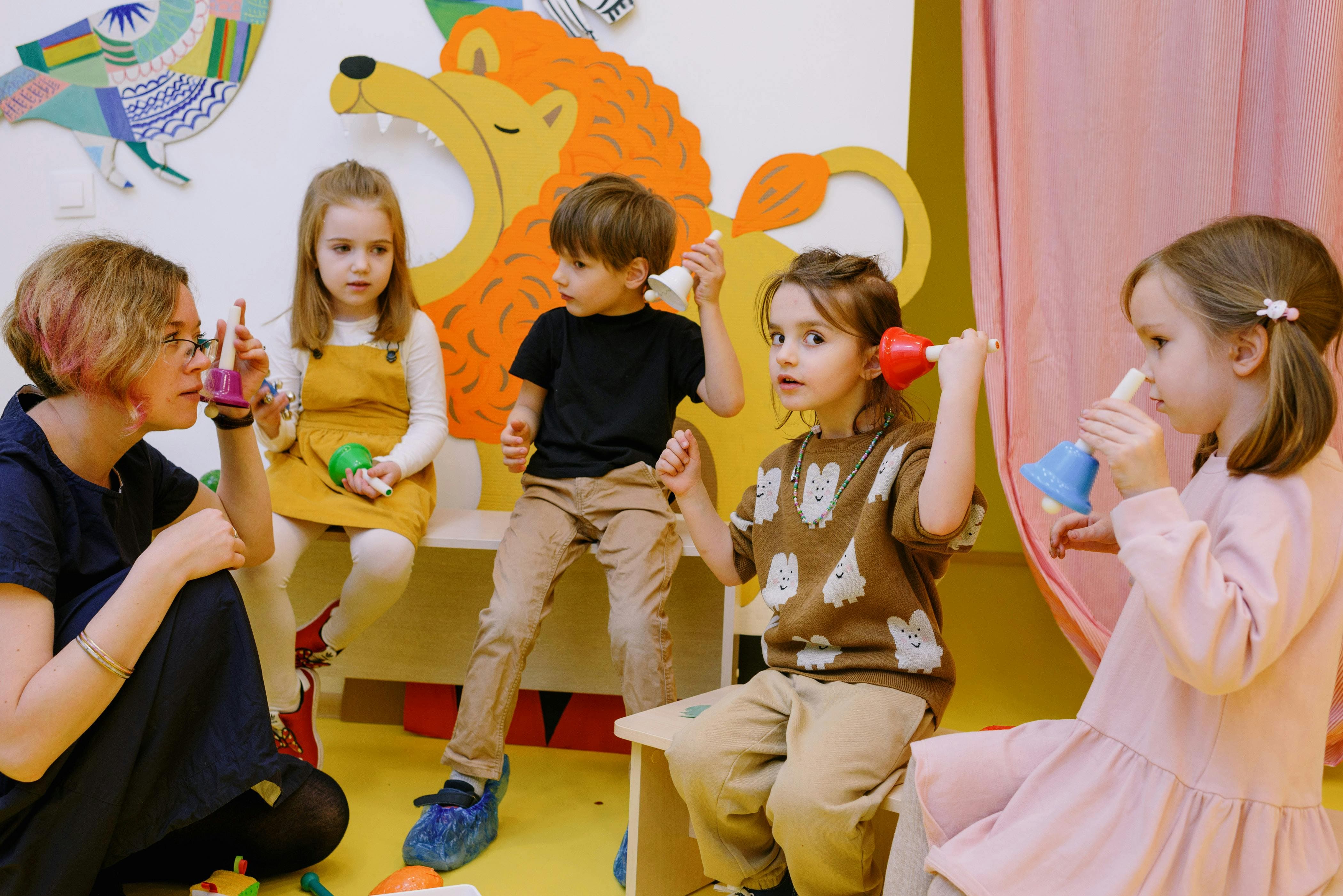 Spielerische Fitness fordern durch Bewegungsspiele mit Kindern